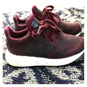 Addias swift run toddler size 7